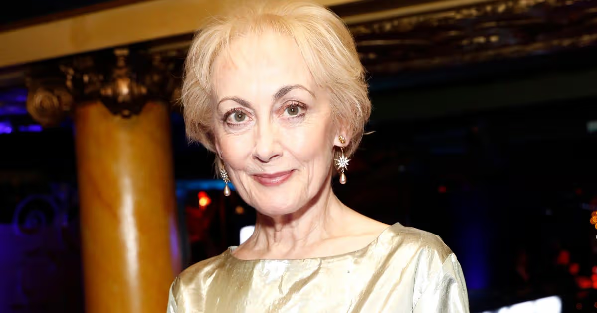 Paula Wilcox Net Worth